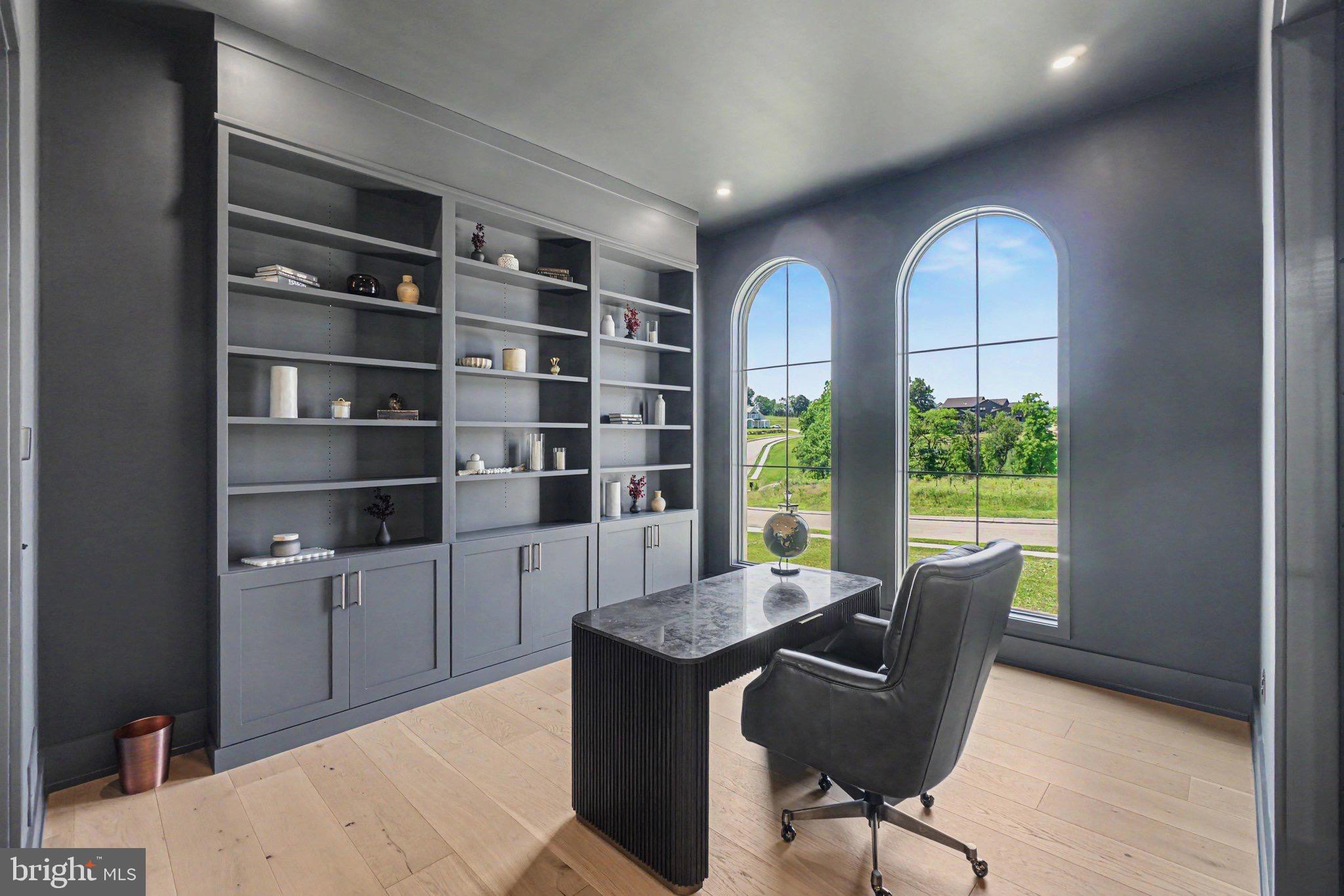 FARM CREST - Residential