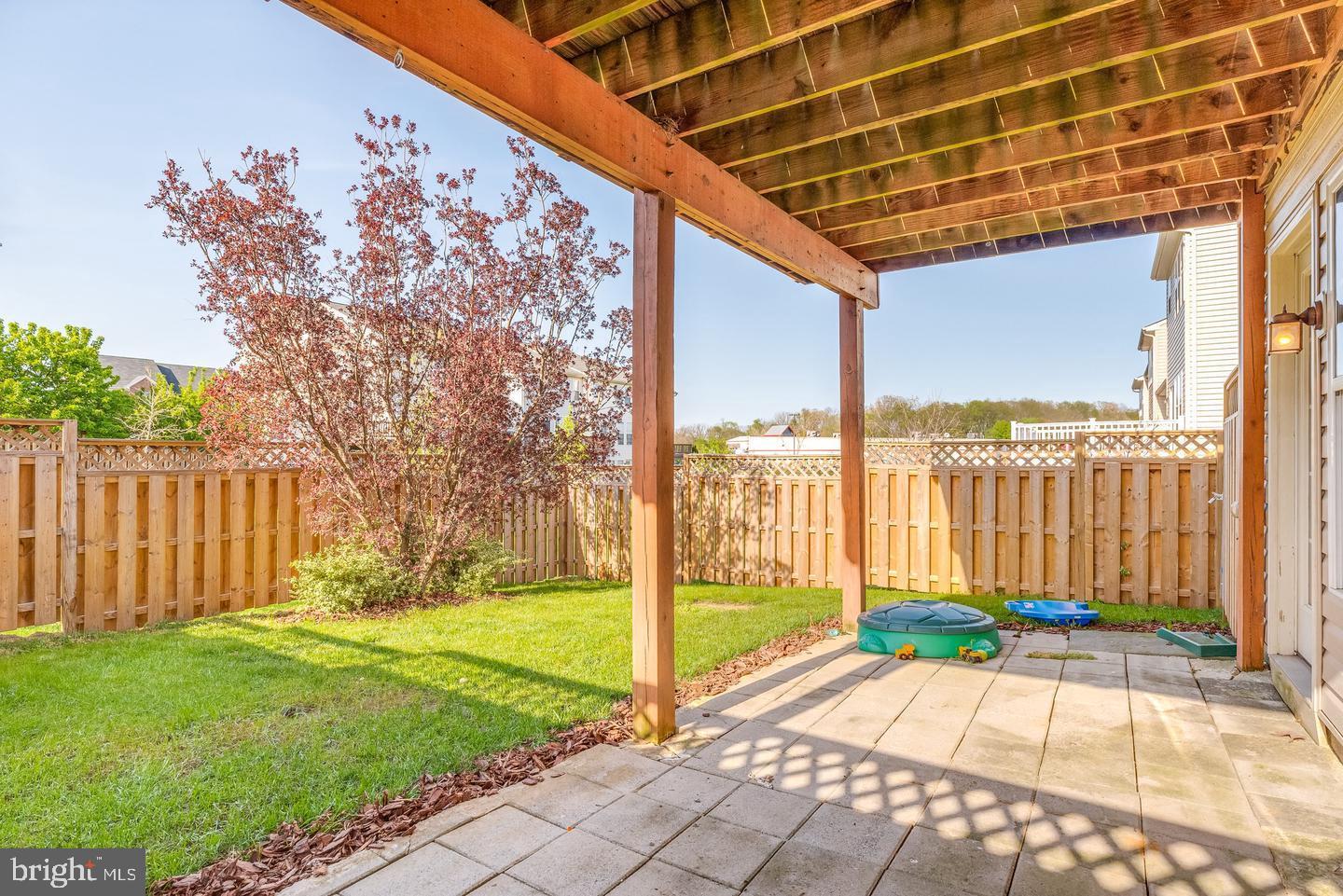WINDMILL CROSSING - Residential Lease