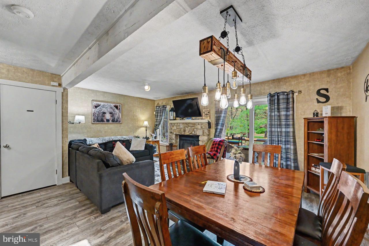SNOW RIDGE VILLAGE - Residential