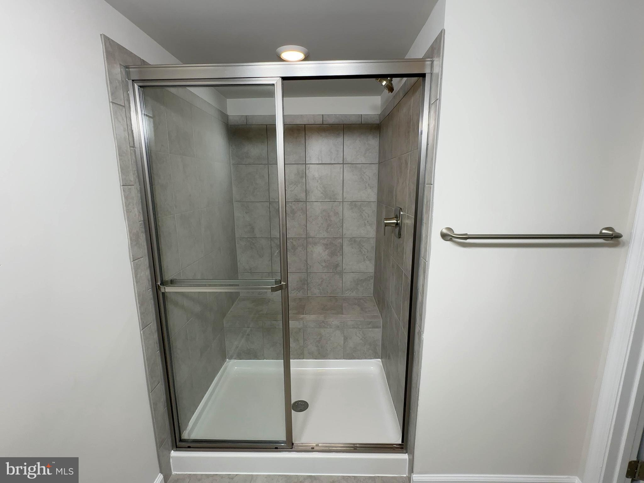 WHITE PLAINS - Residential
