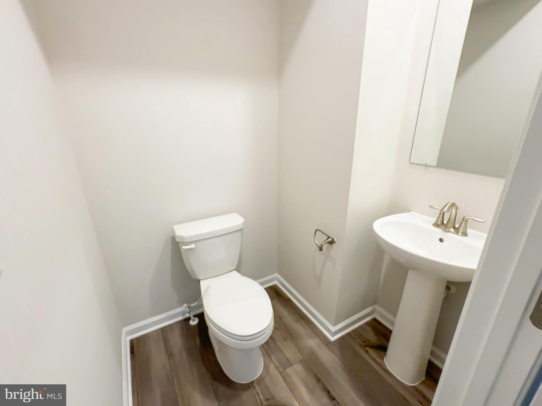 WHITE PLAINS - Residential