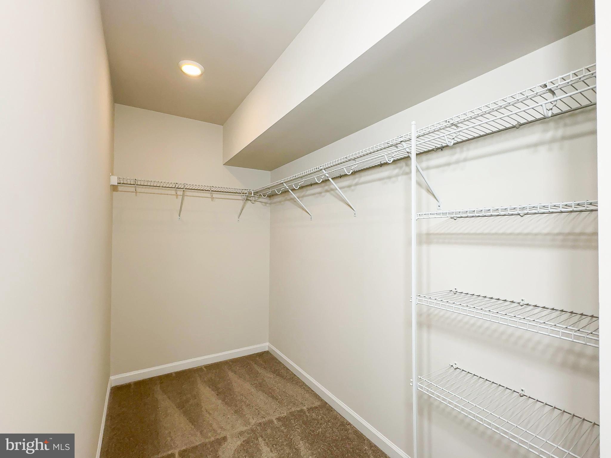 WHITE PLAINS - Residential