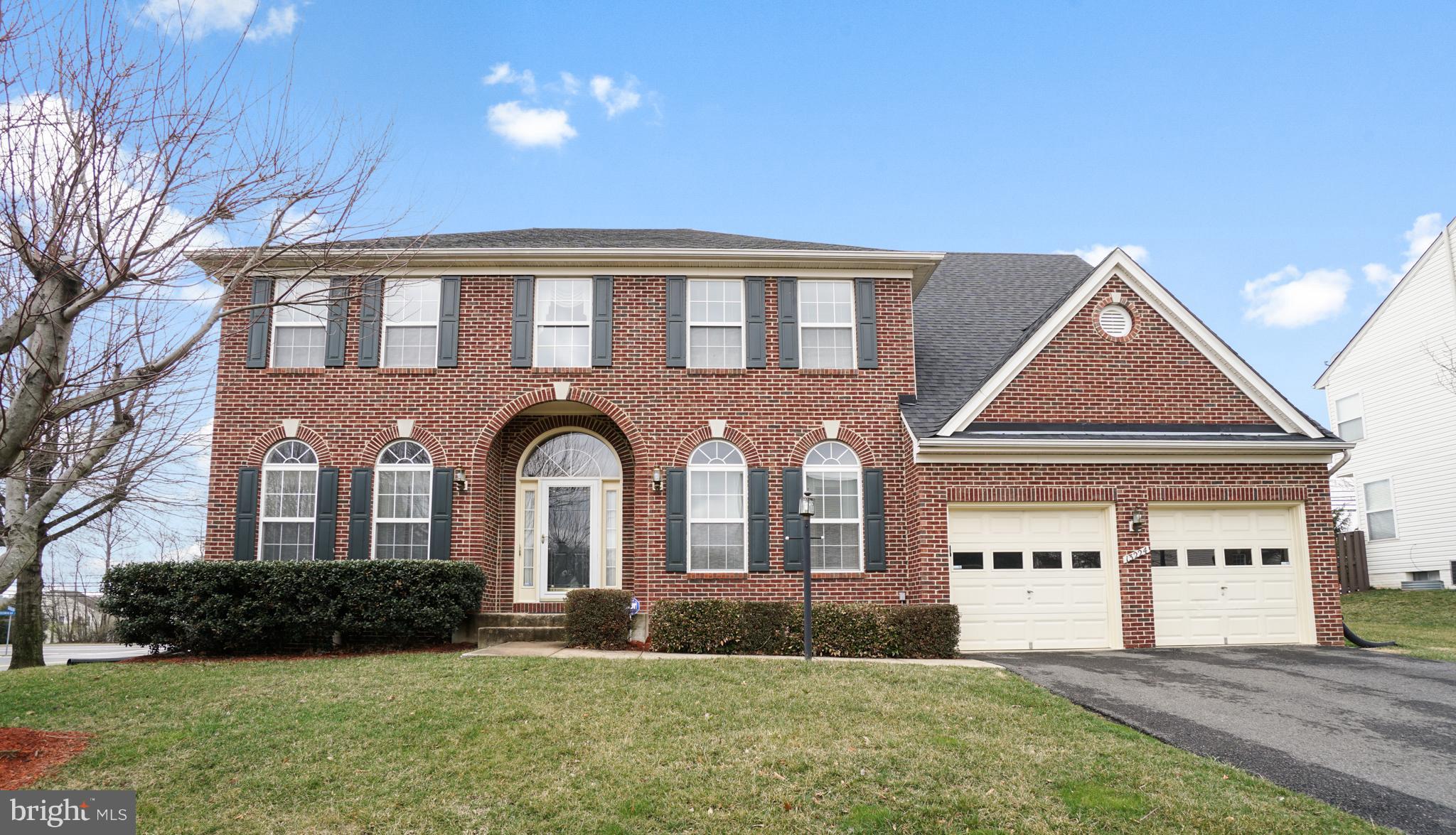 WOODLANDS OF FAIR LAKES - Residential