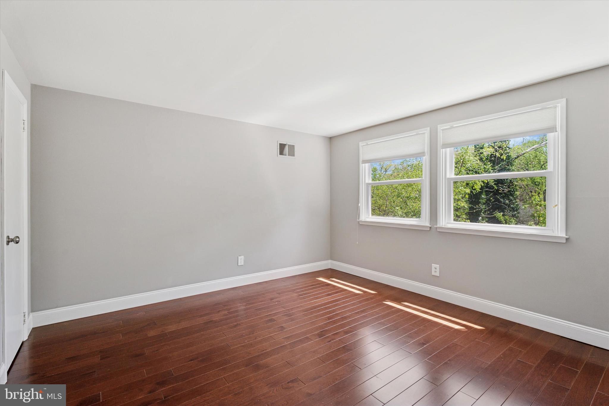 FRIENDSHIP HILLS - Residential Lease