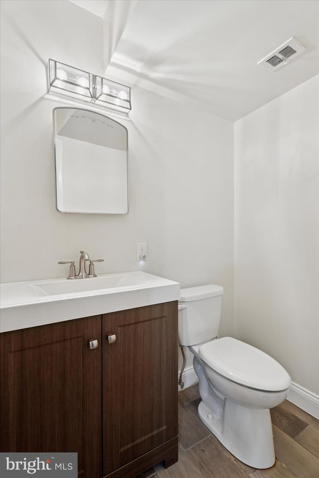 FRIENDSHIP HILLS - Residential Lease