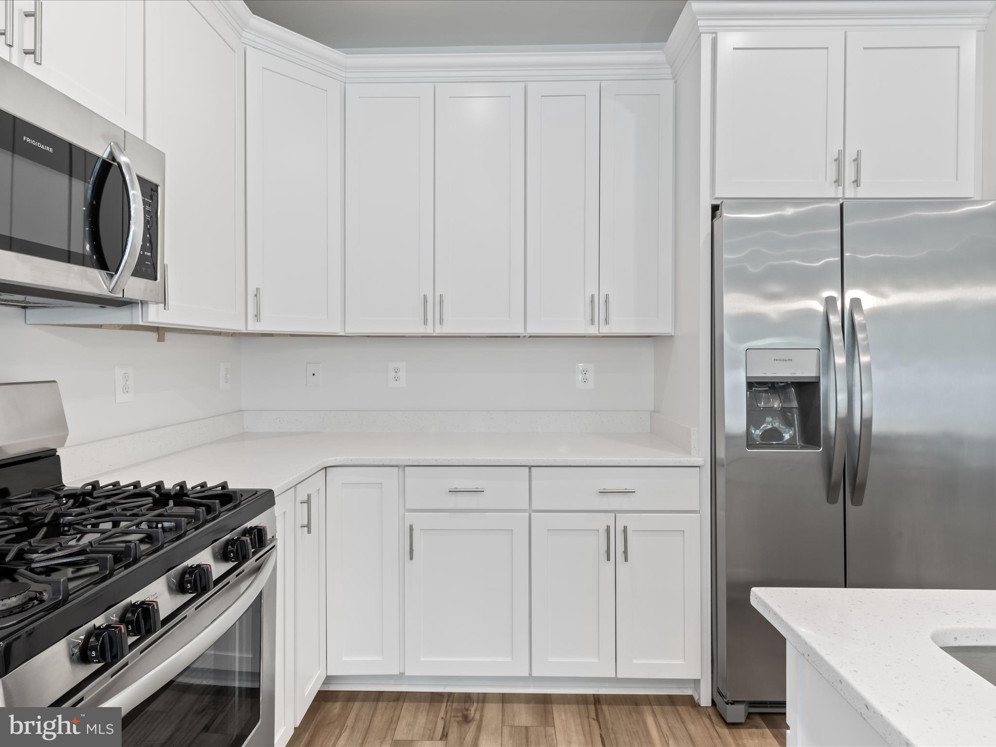 ST. MICHAELS POINTE - Residential