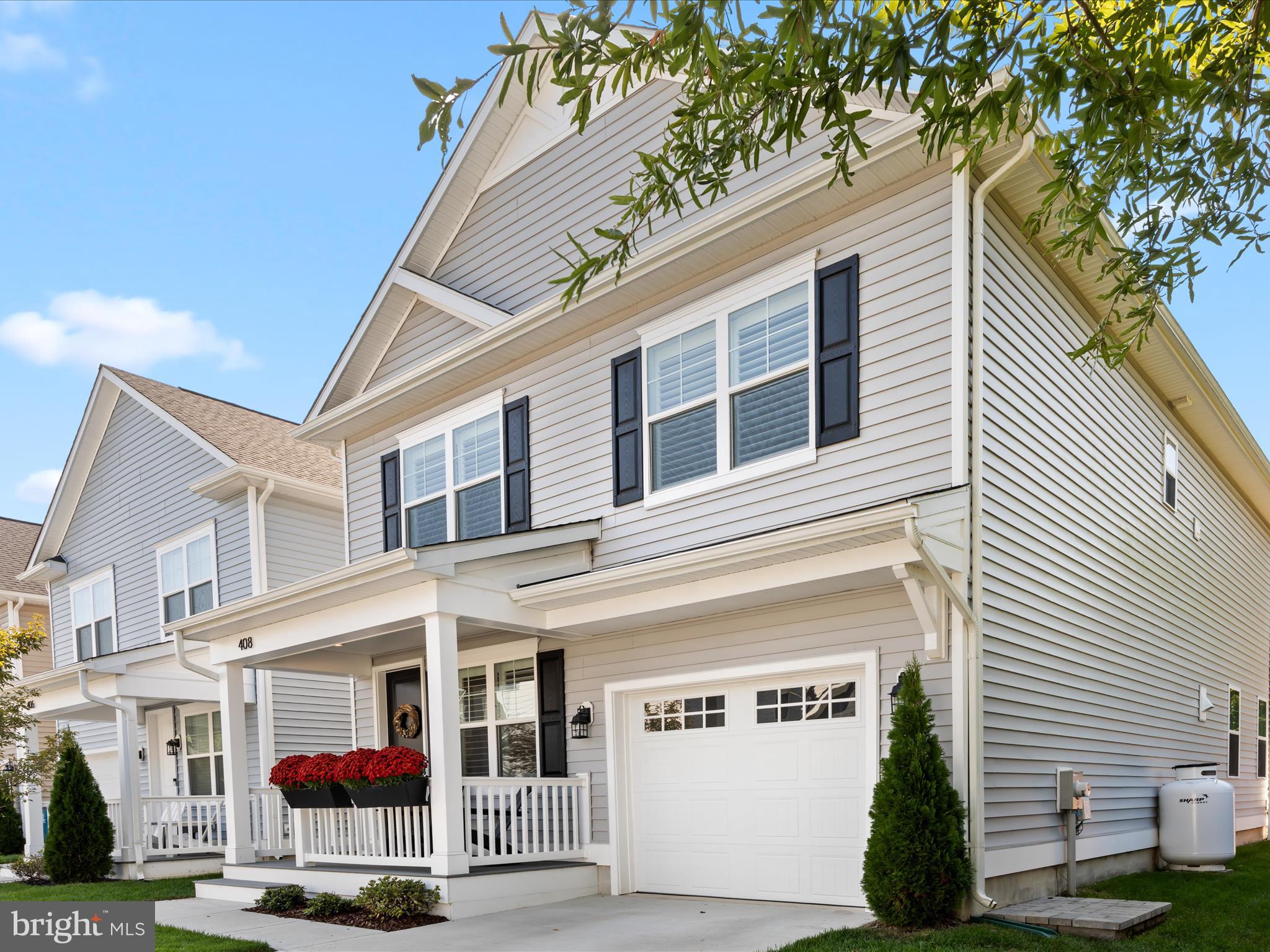 ST. MICHAELS POINTE - Residential