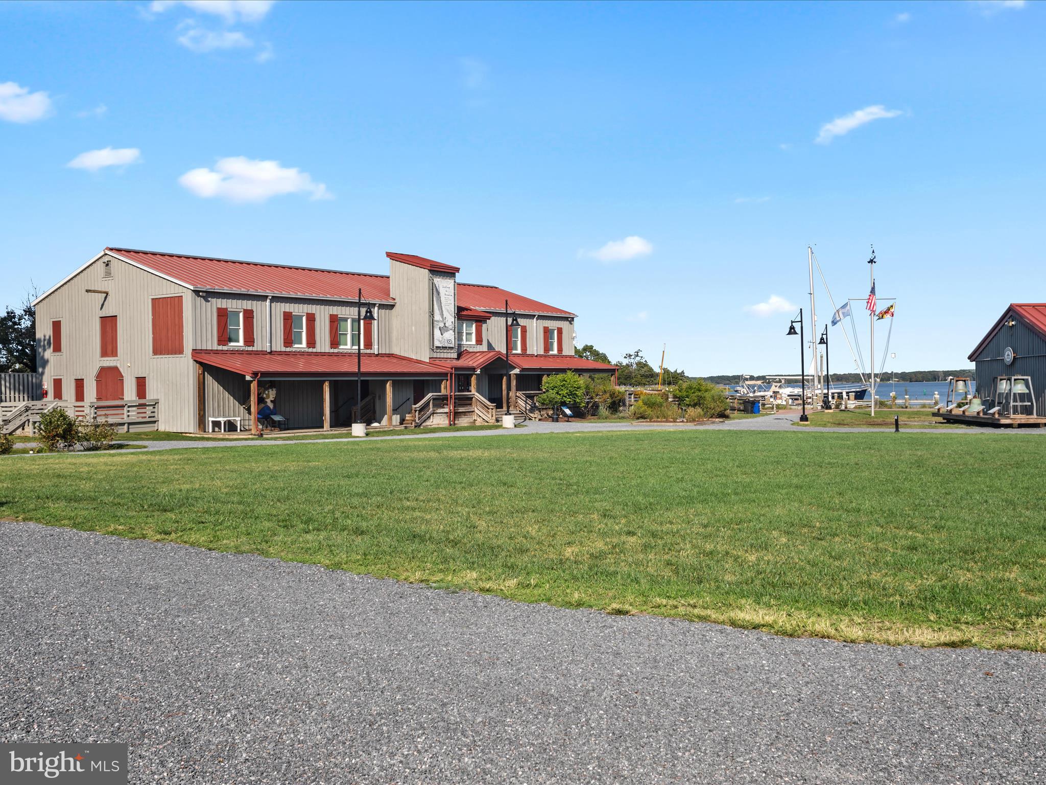 ST. MICHAELS POINTE - Residential