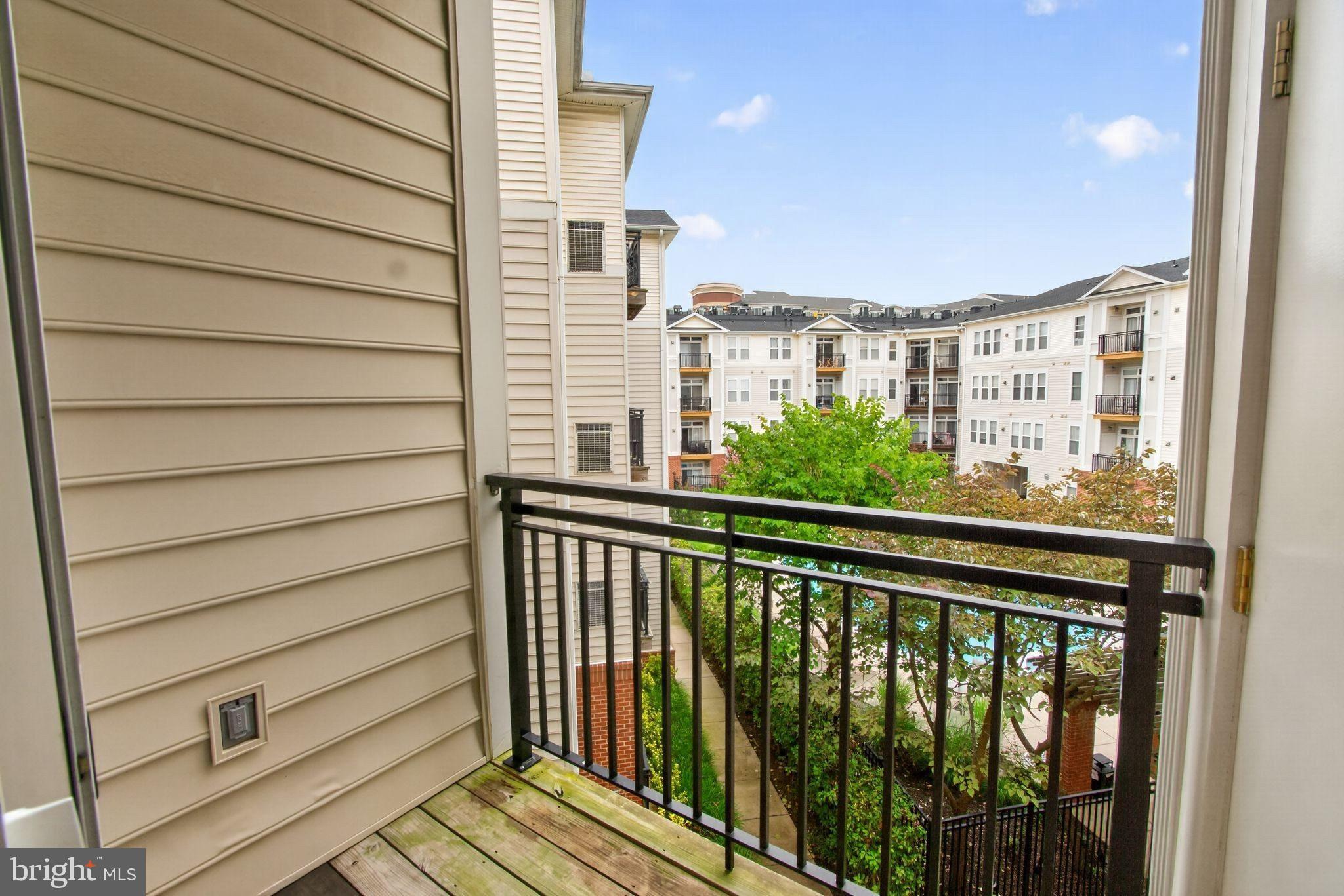 MOSAIC DISTRICT - Residential