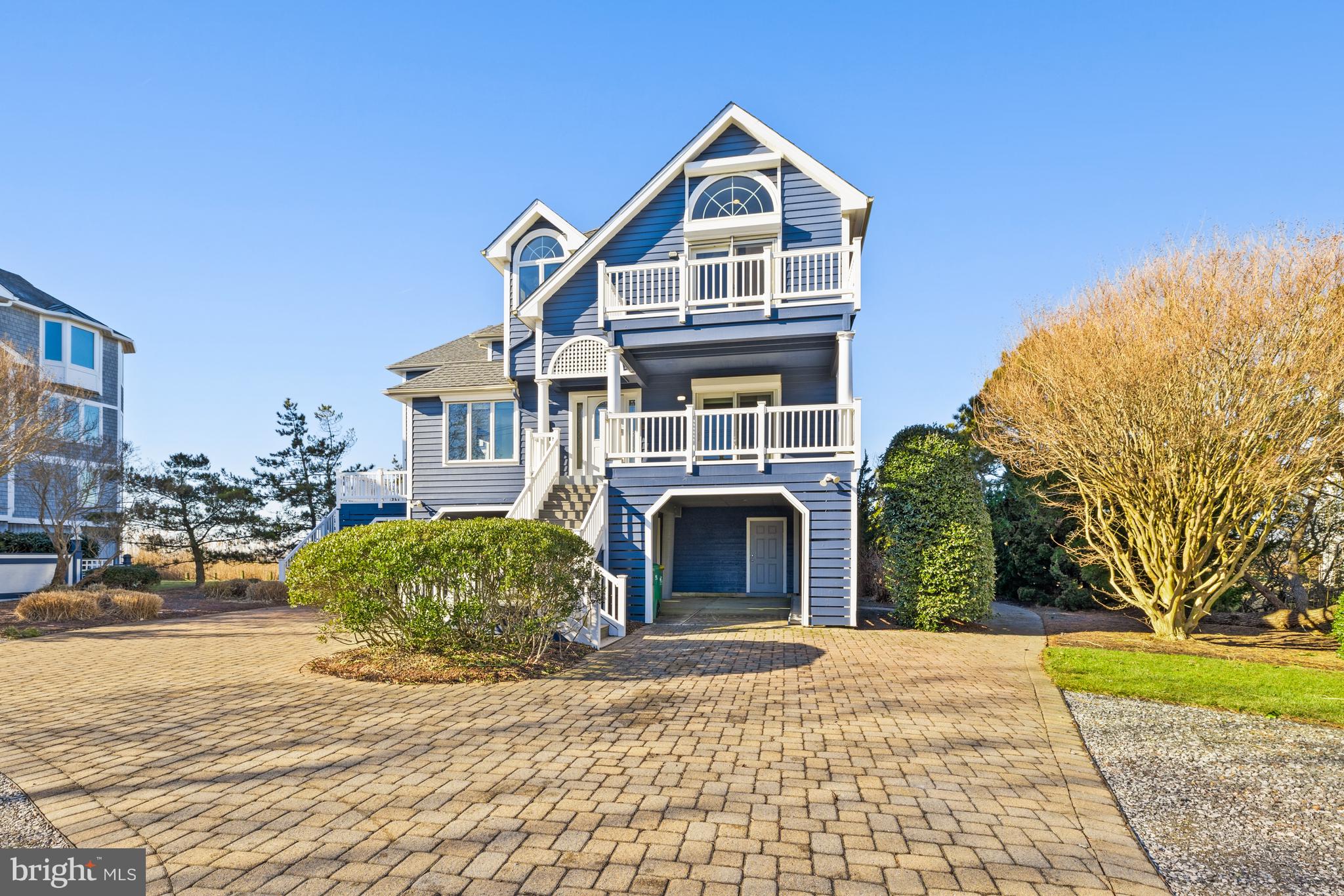 MAISONS SUR-MER - Residential