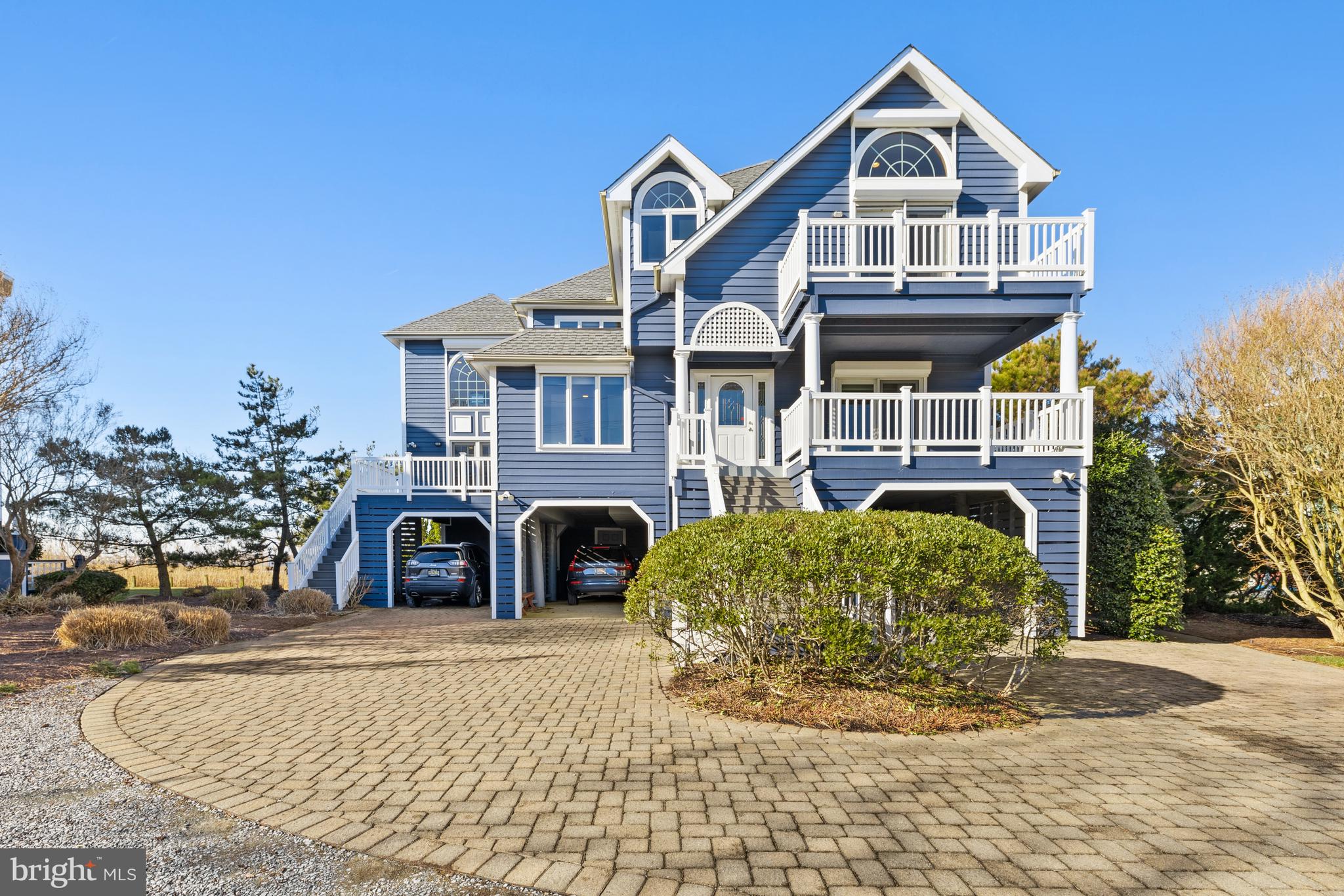 MAISONS SUR-MER - Residential