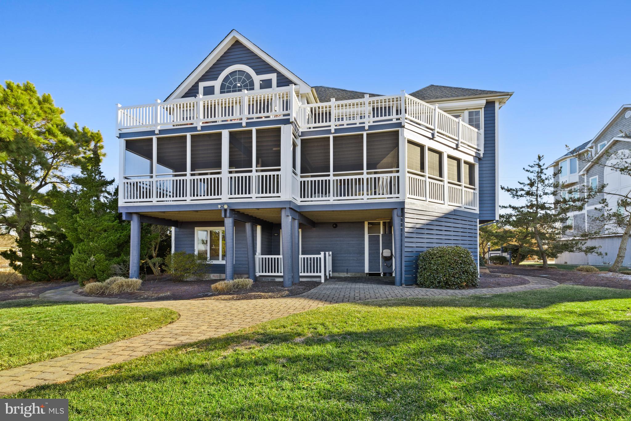 MAISONS SUR-MER - Residential