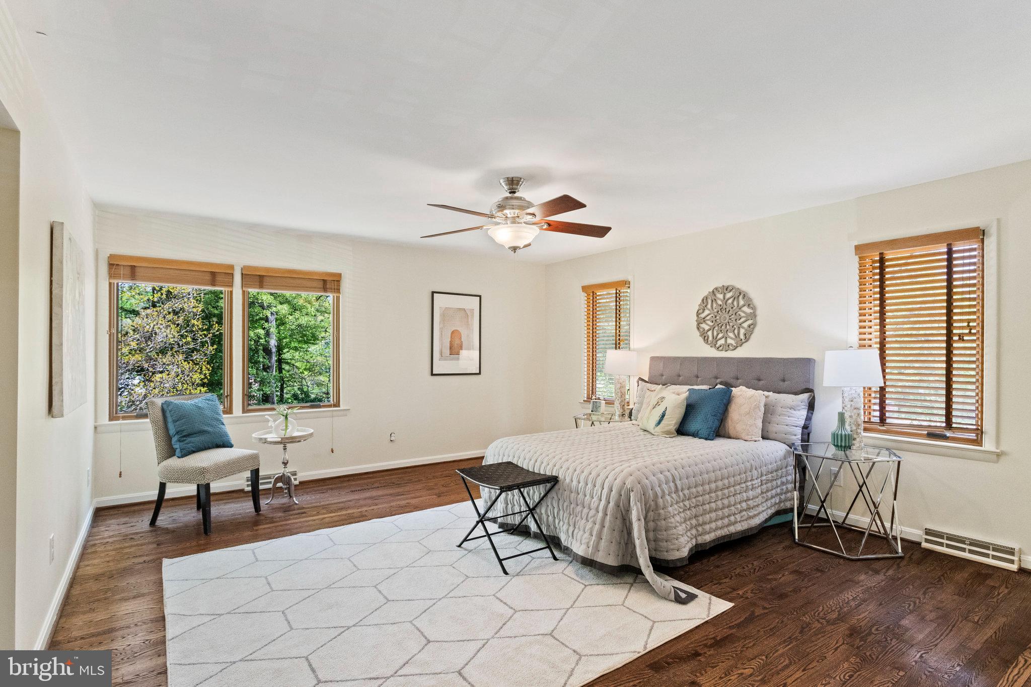 MANTUA - Residential