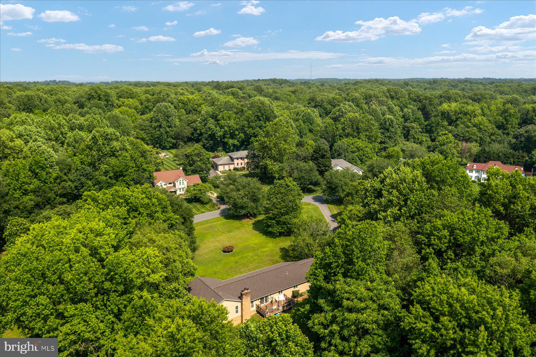 TALL OAKS - Residential