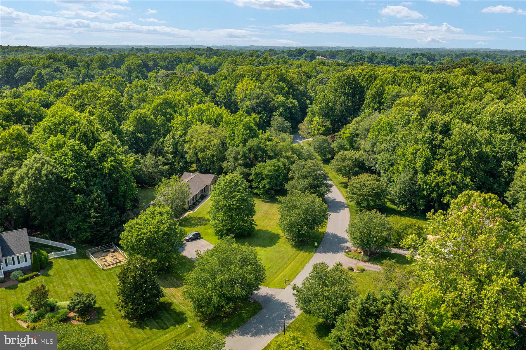 TALL OAKS - Residential