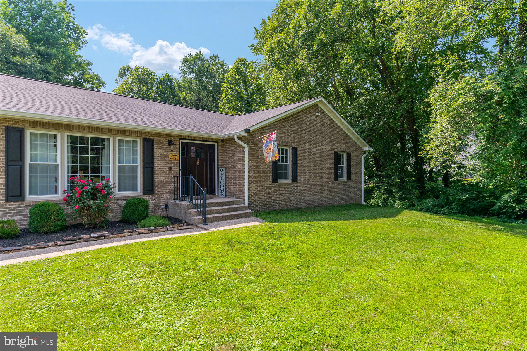 TALL OAKS - Residential