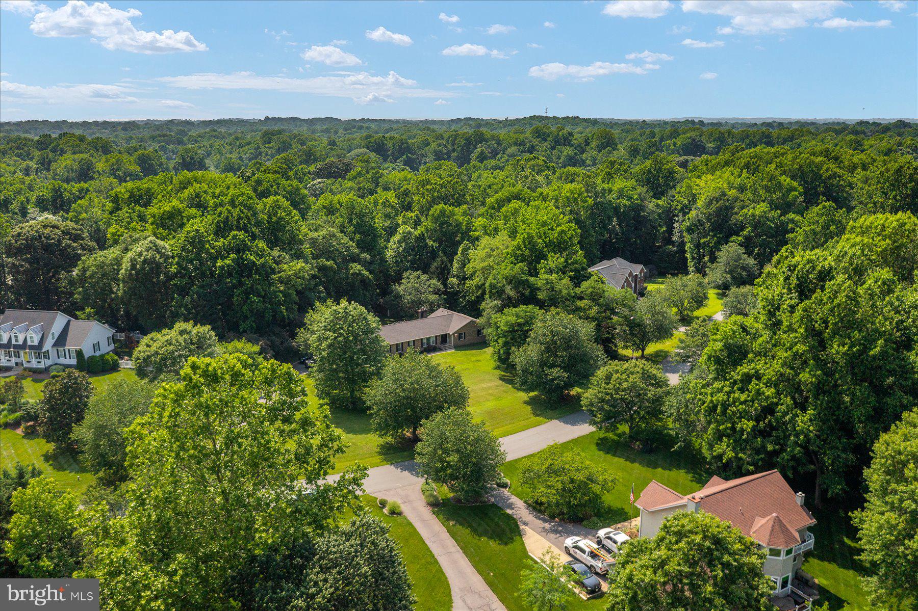 TALL OAKS - Residential