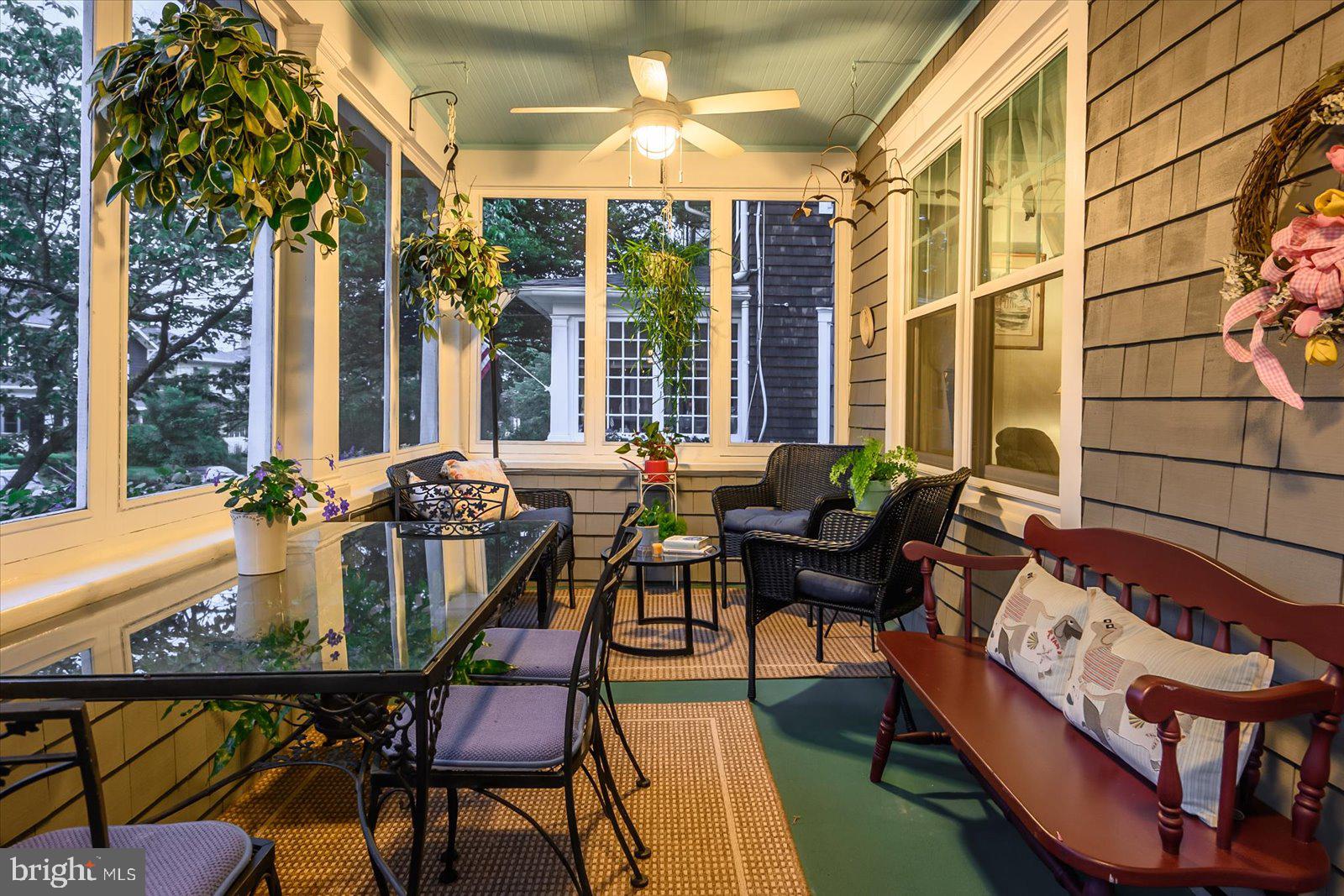 MURRAY HILL - Residential