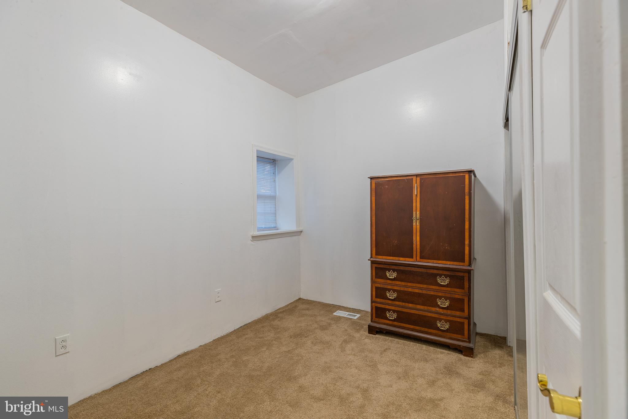 GERMANTOWN (EAST) - Residential