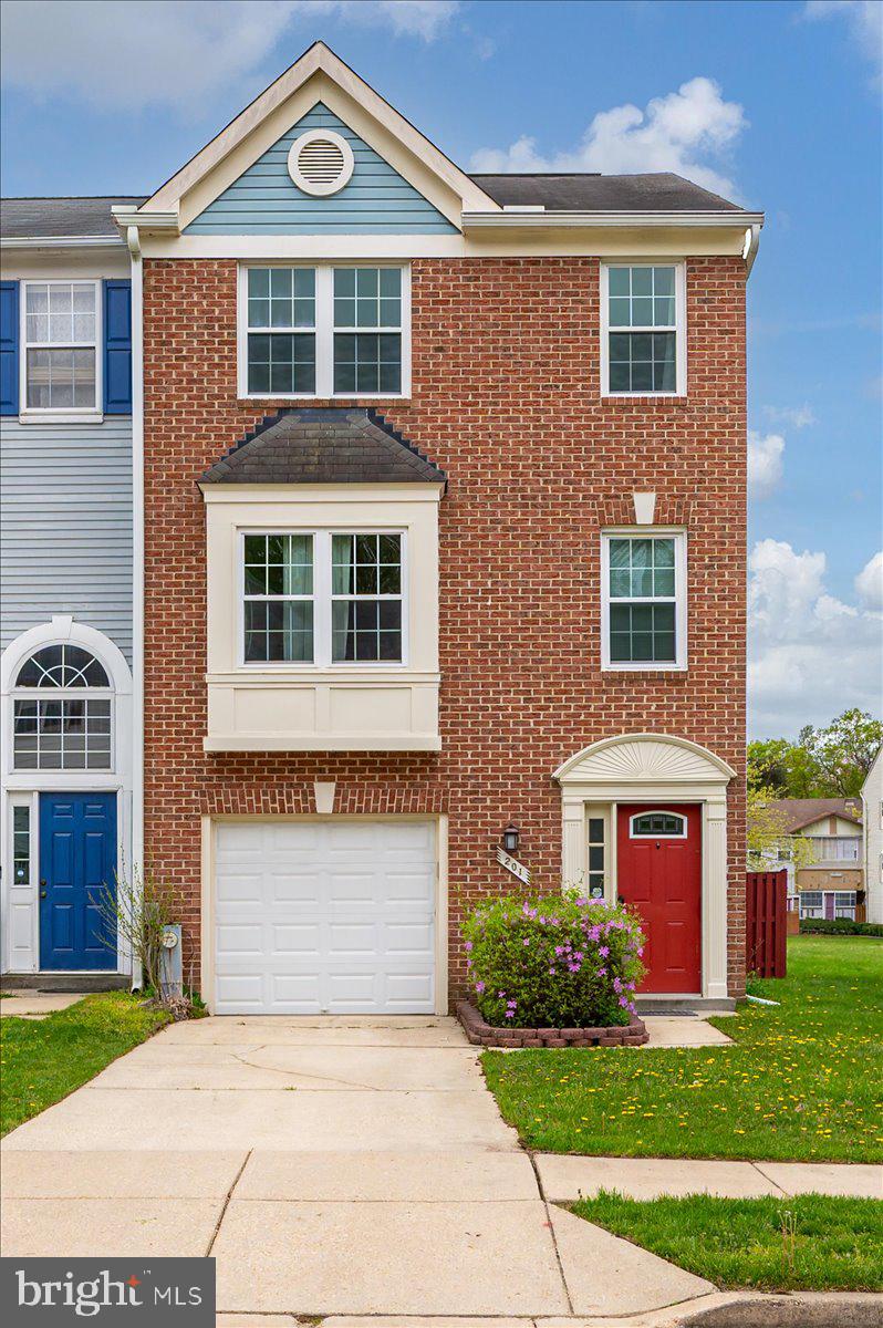 SEVEN OAKS - Residential