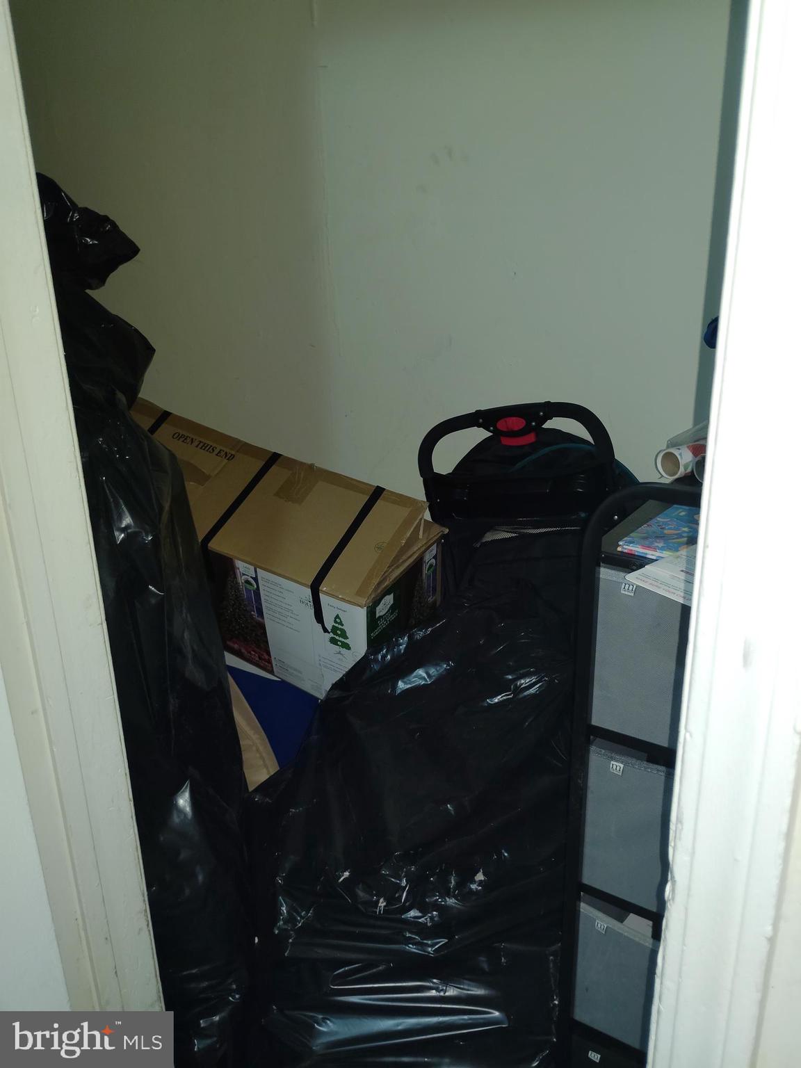 ASHTON-WOODENBRIDGE - Residential Income