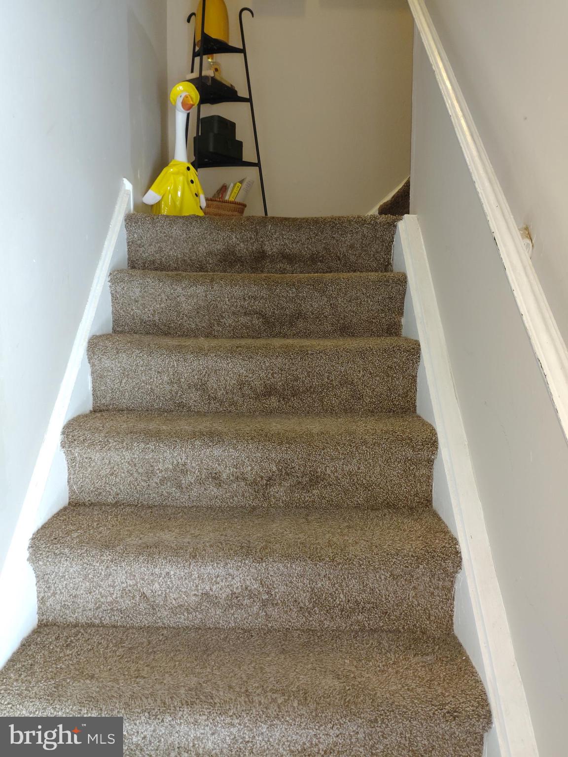 ASHTON-WOODENBRIDGE - Residential Income