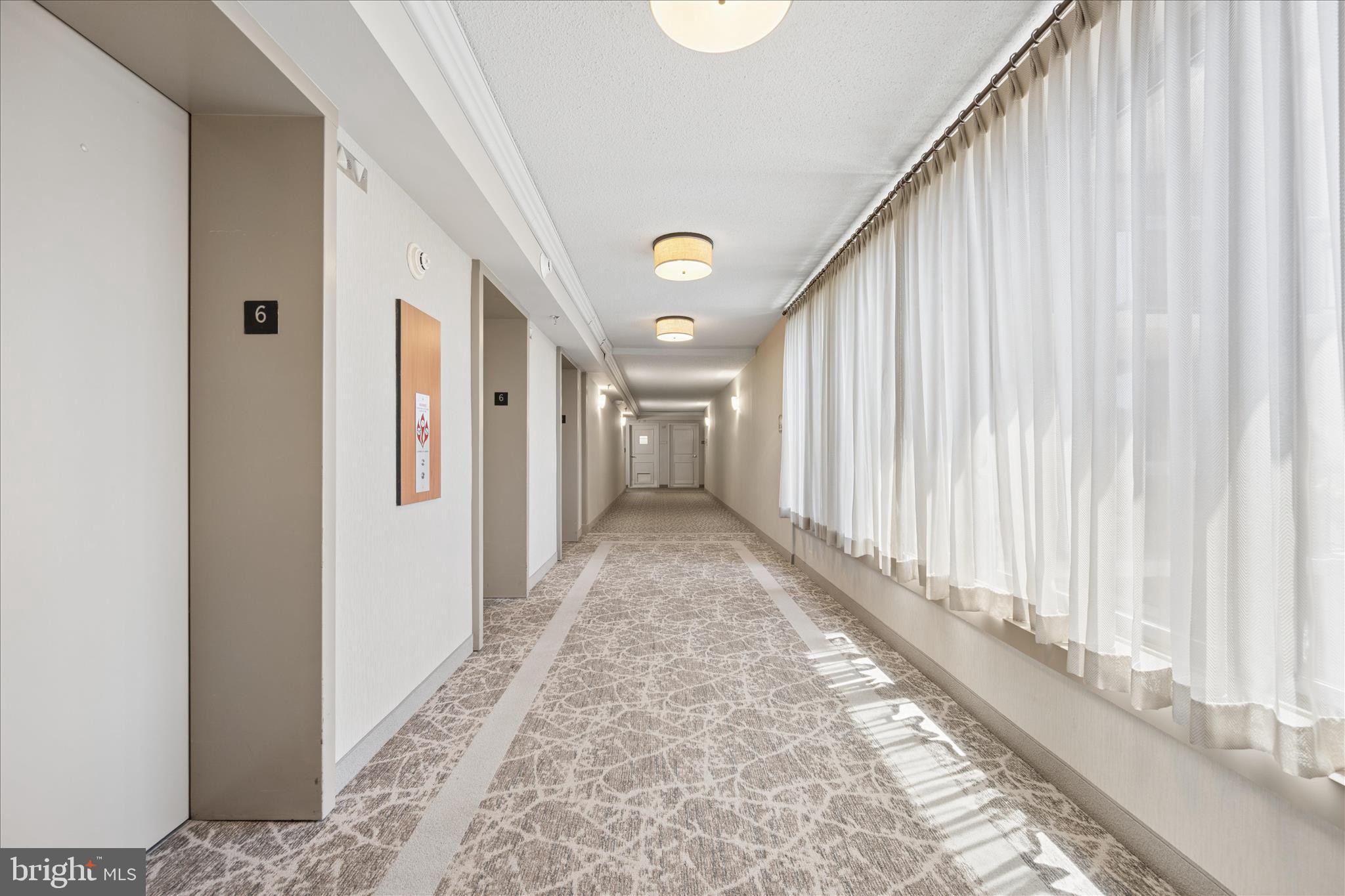 CHELSEA TOWERS - Residential
