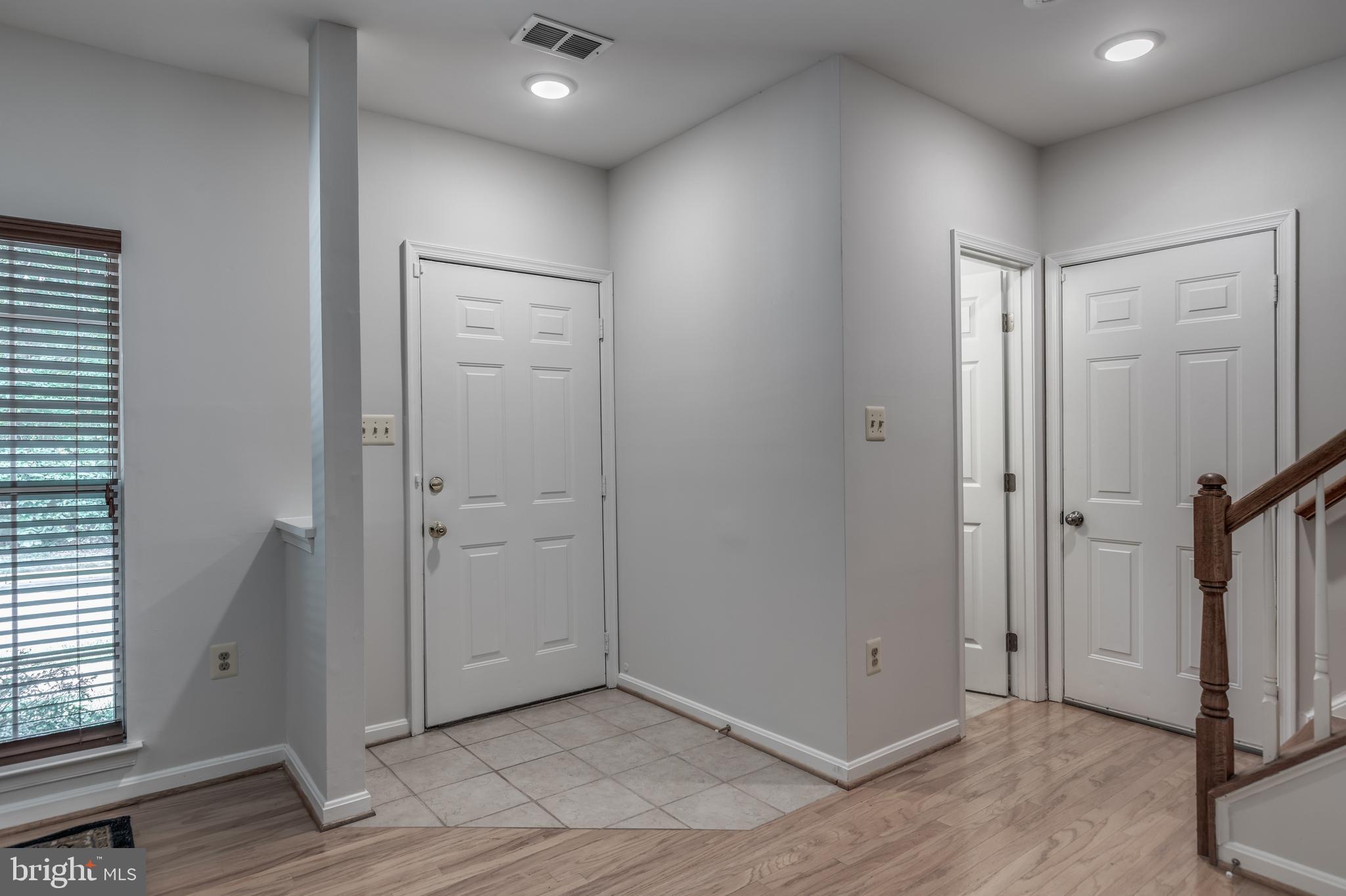 LIFESTYLE AT SULLY STATION - Residential