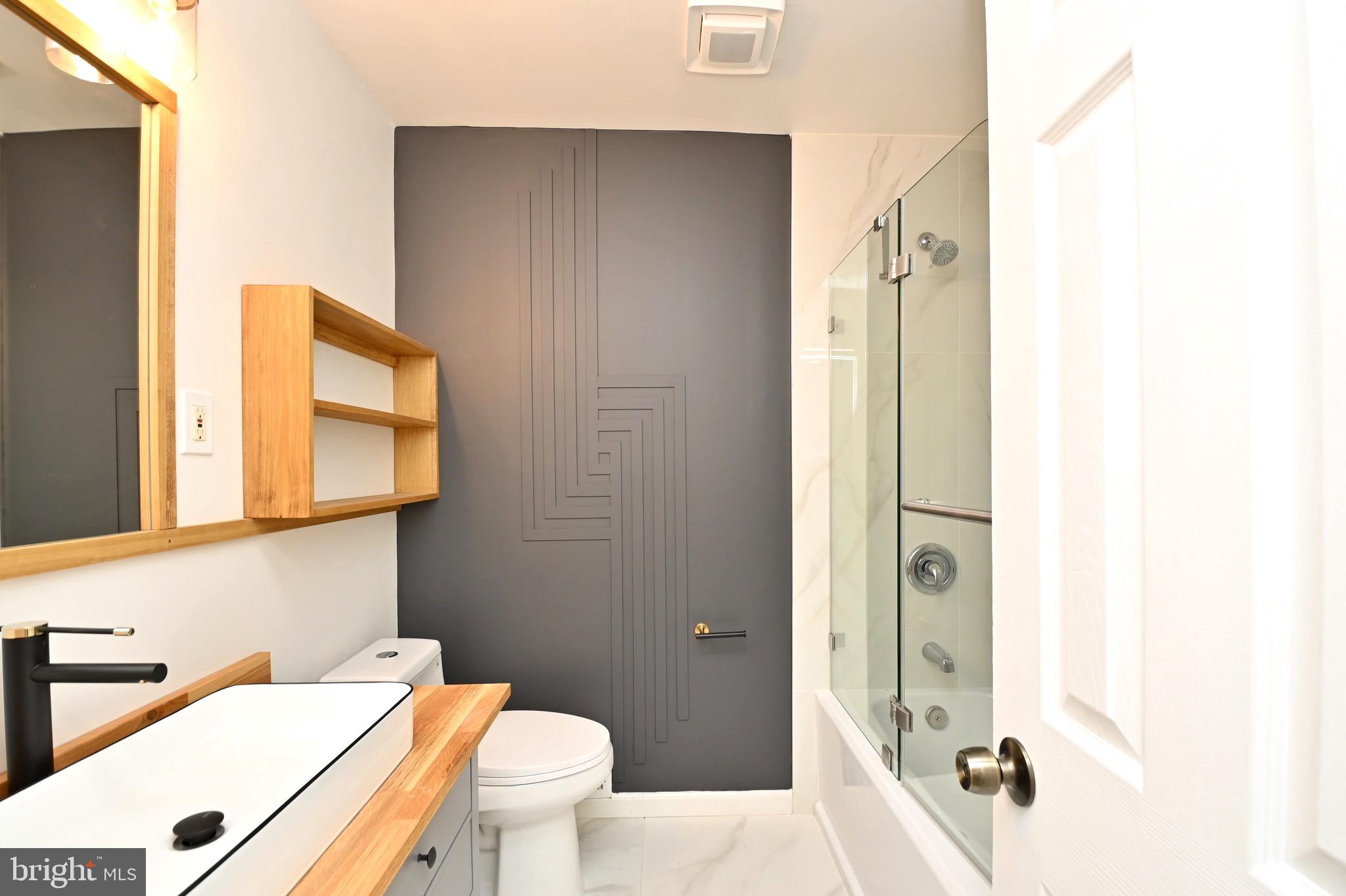 BRAMBLEWOOD - Residential Lease