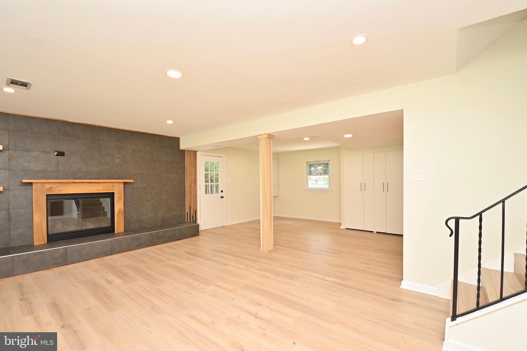 BRAMBLEWOOD - Residential Lease