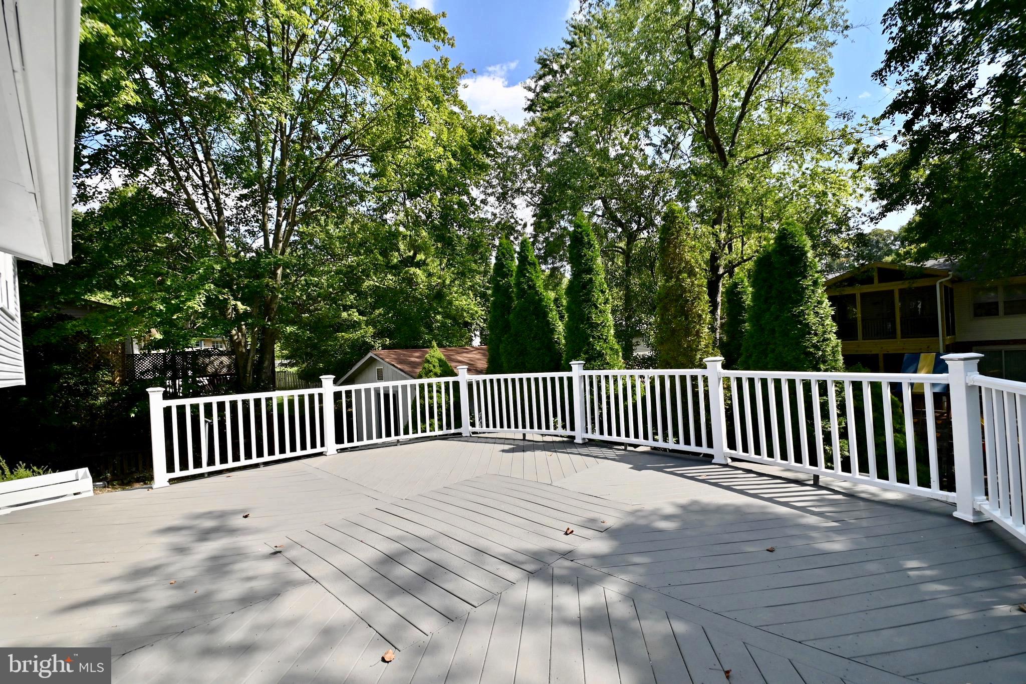 BRAMBLEWOOD - Residential Lease