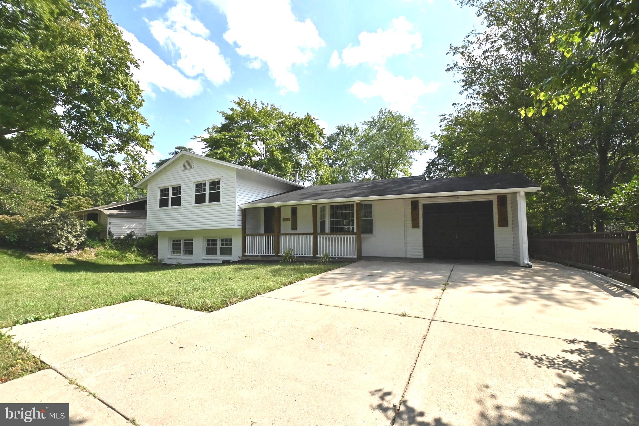 BRAMBLEWOOD - Residential Lease