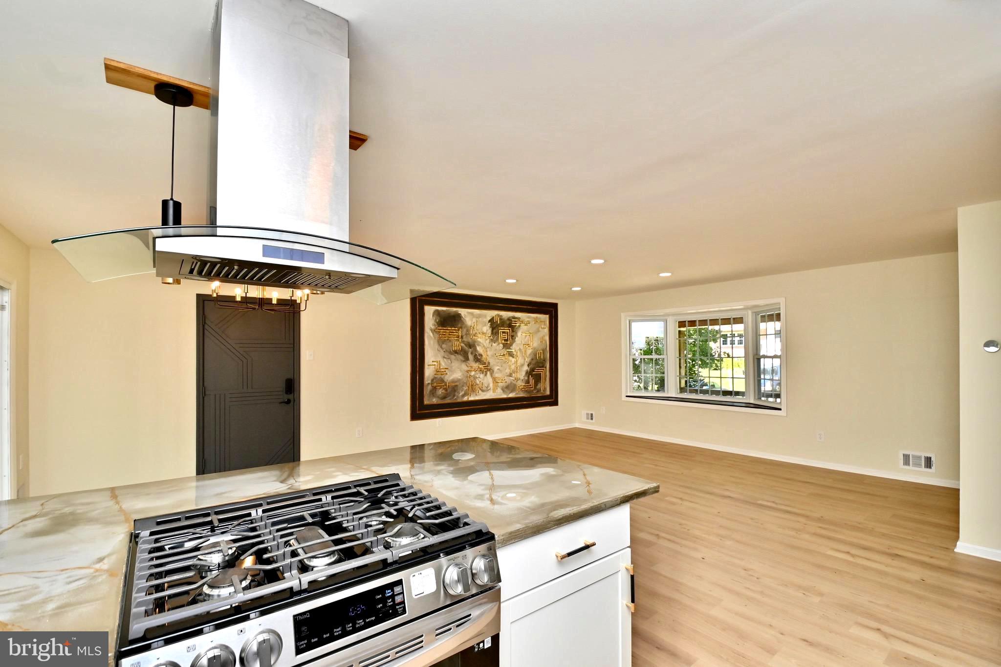 BRAMBLEWOOD - Residential Lease