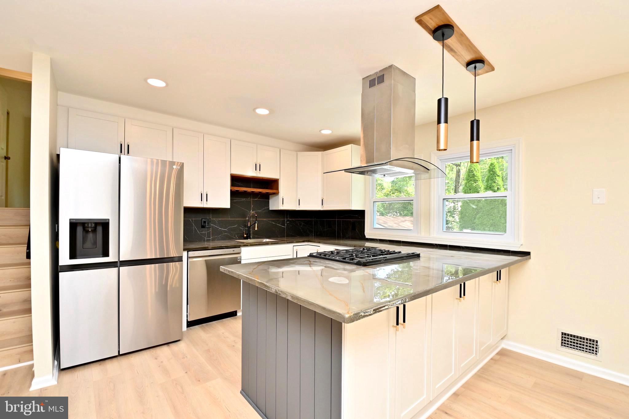 BRAMBLEWOOD - Residential Lease