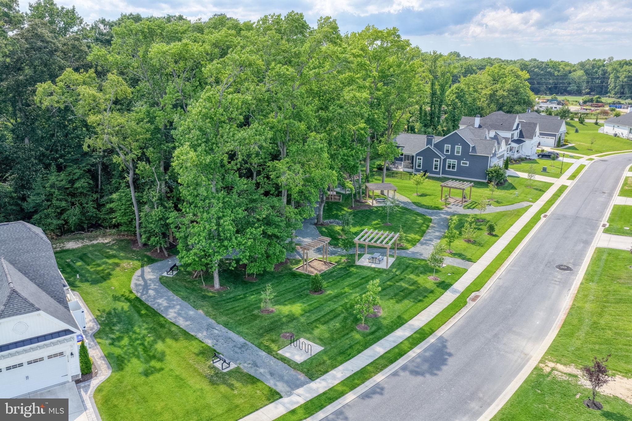 WELCHES POND - Residential