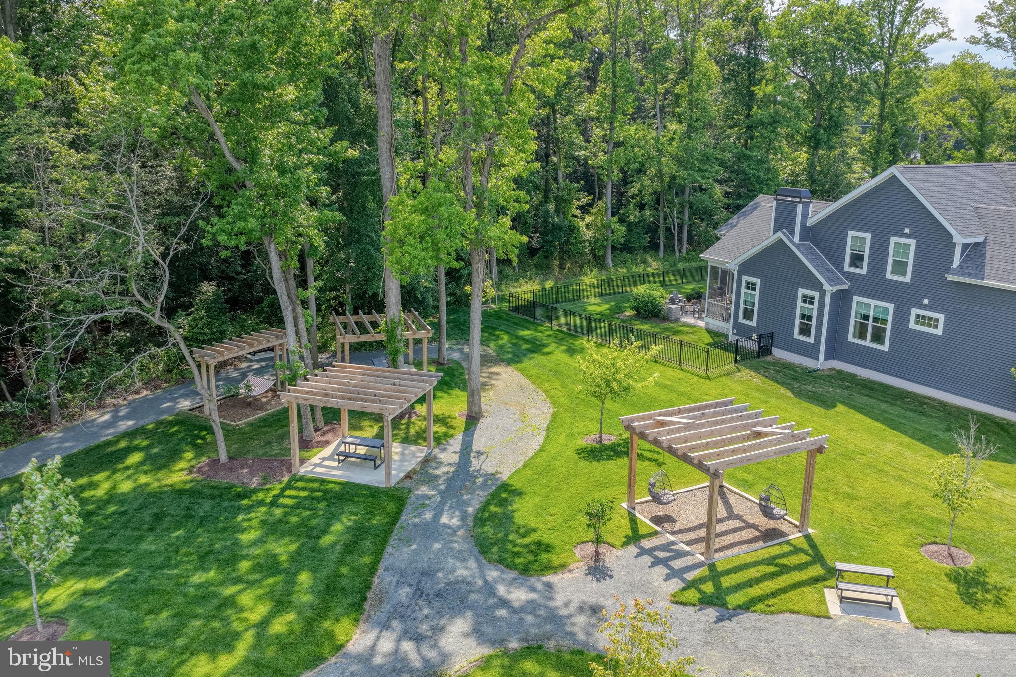 WELCHES POND - Residential