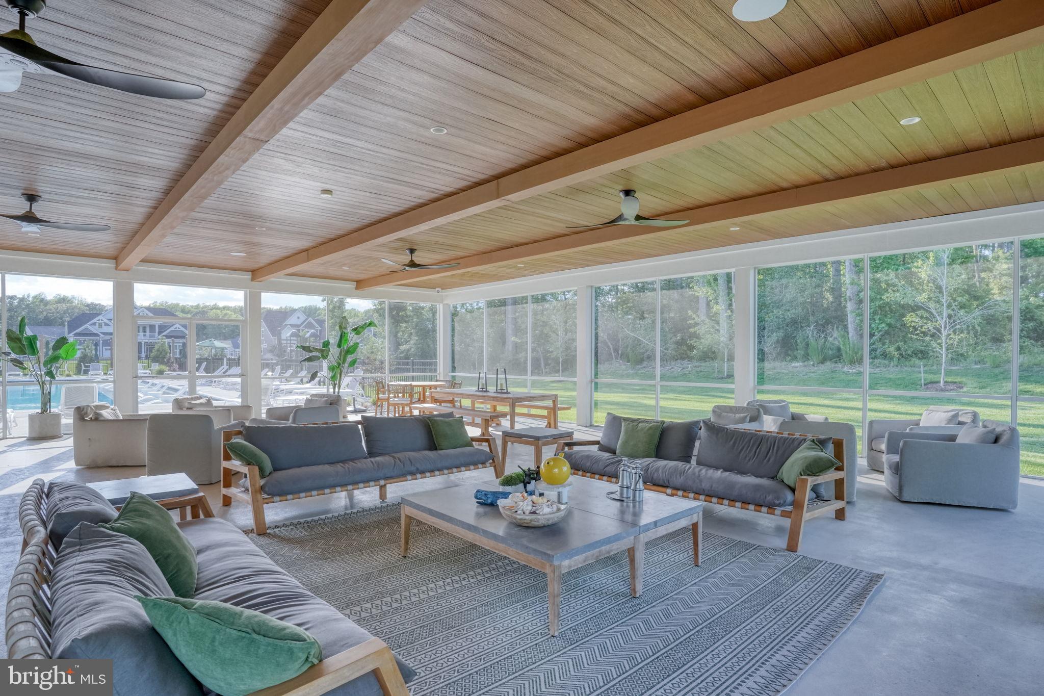 WELCHES POND - Residential