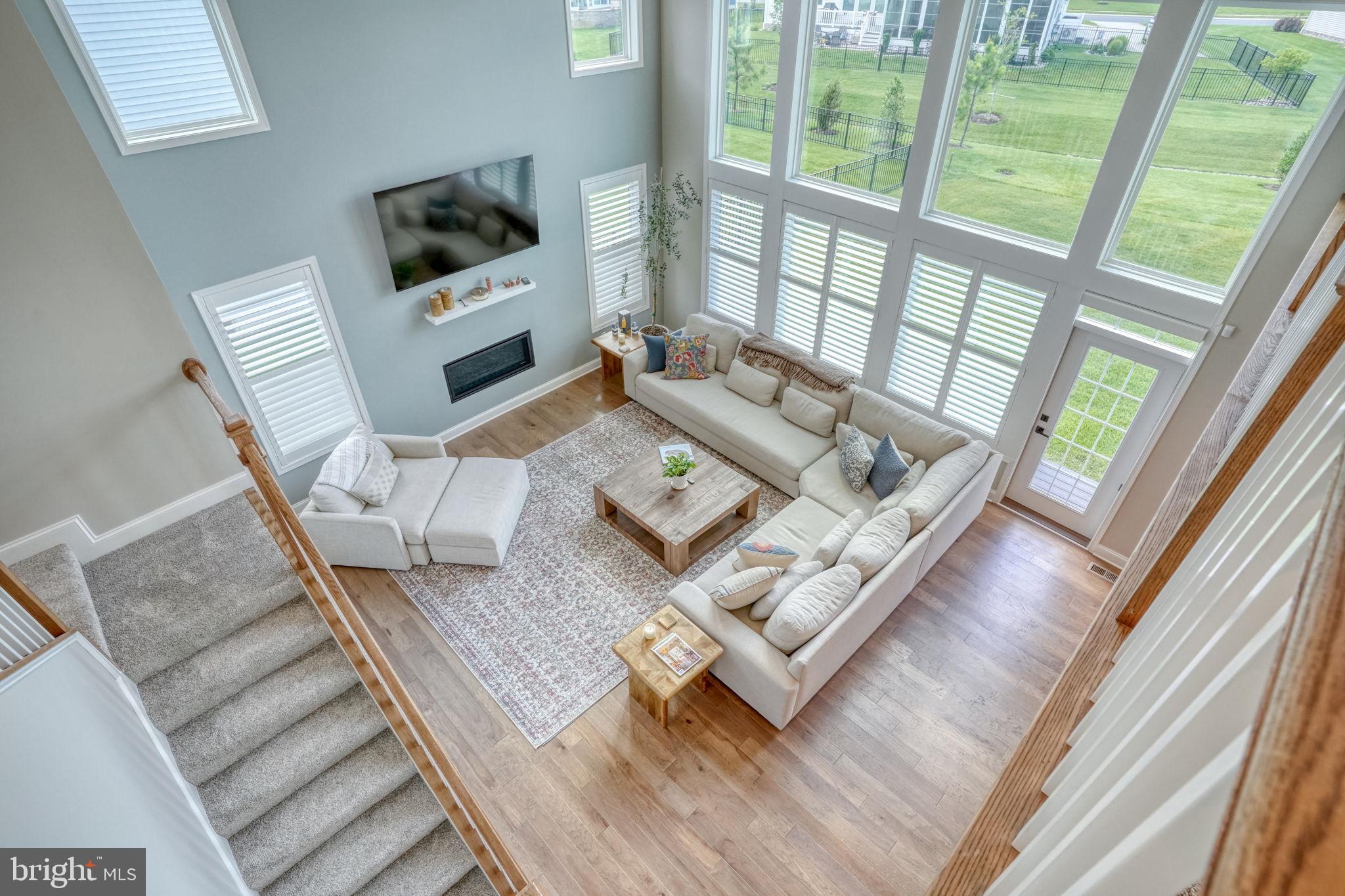 WELCHES POND - Residential