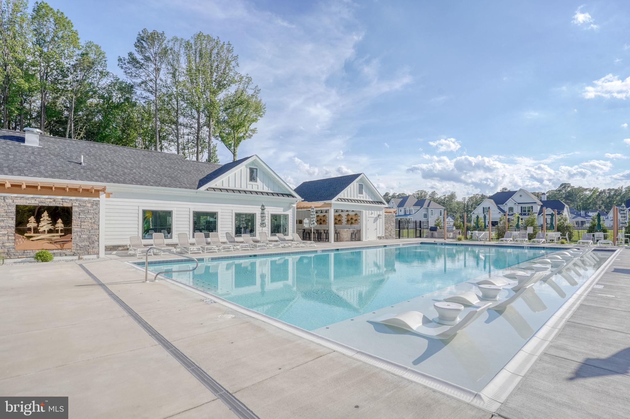WELCHES POND - Residential