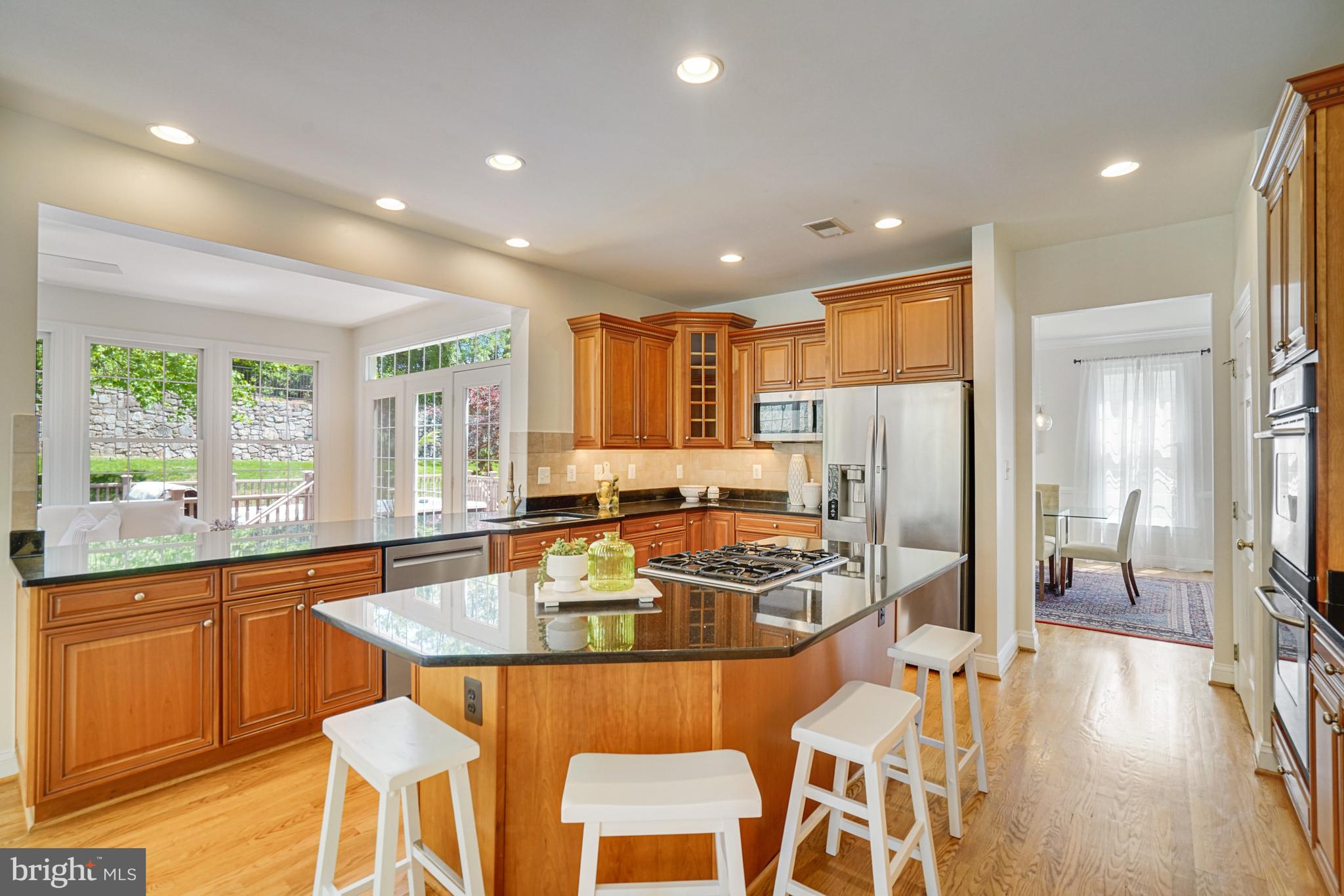 WINSTEAD MANOR - Residential