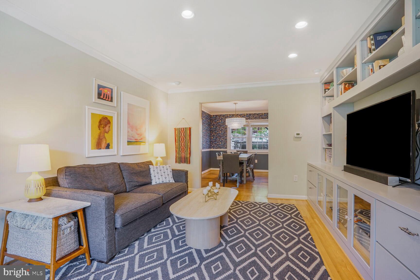 STONELEIGH - Residential