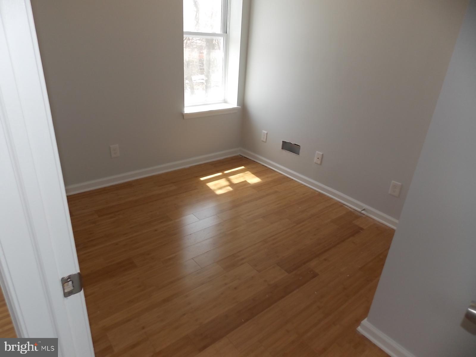 MANTUA - Residential