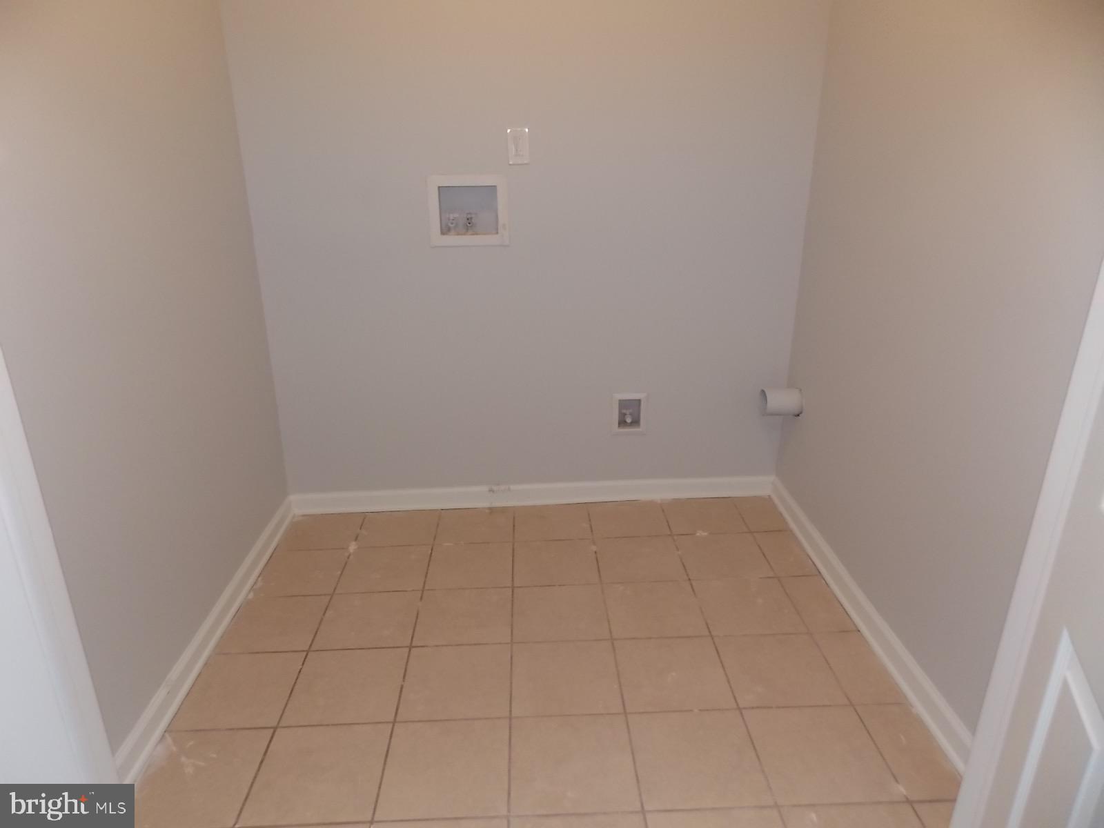 MANTUA - Residential