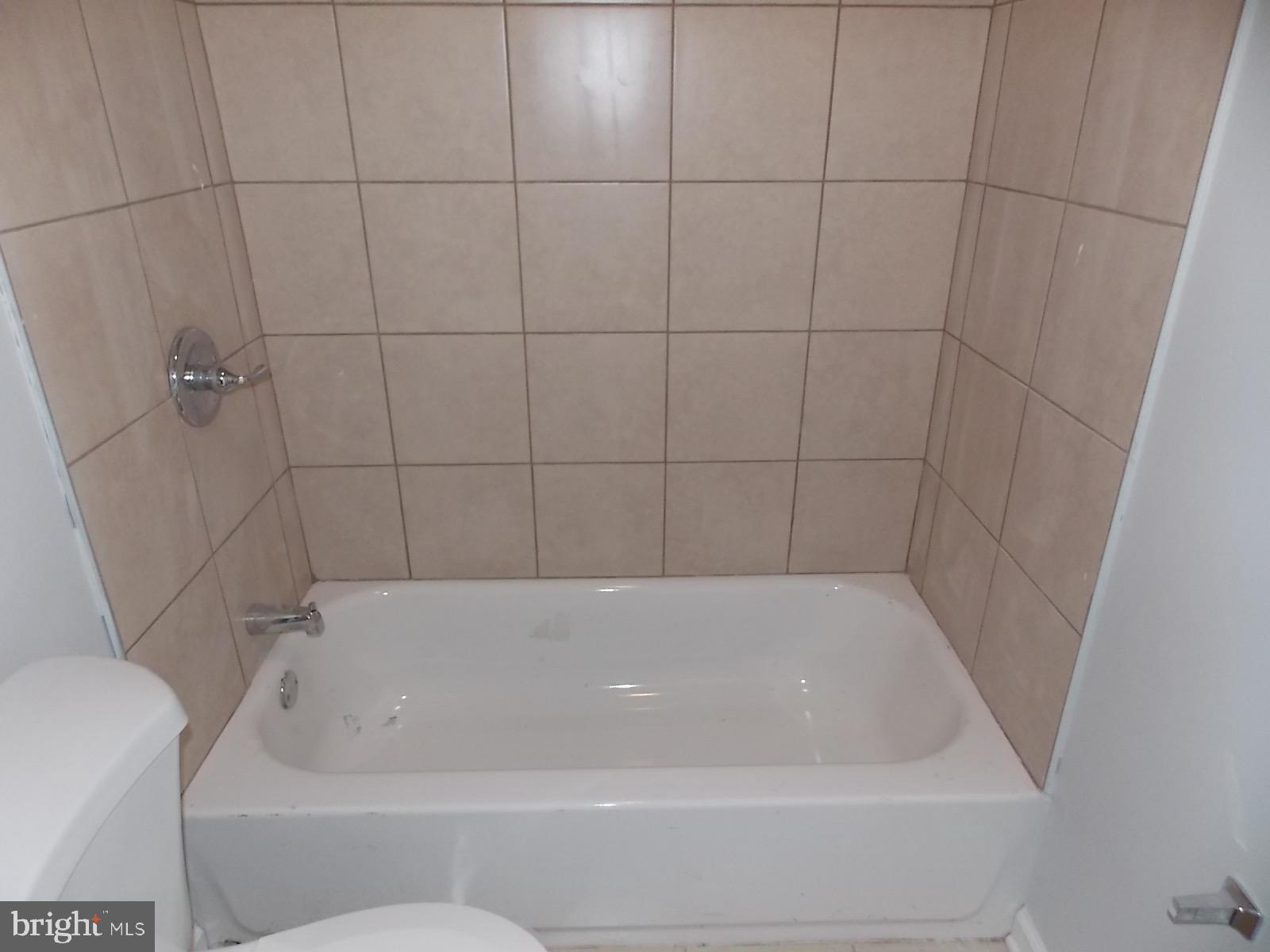 MANTUA - Residential