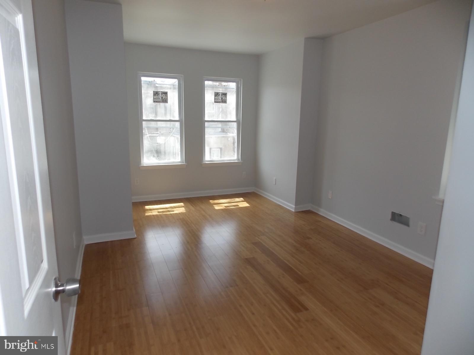 MANTUA - Residential