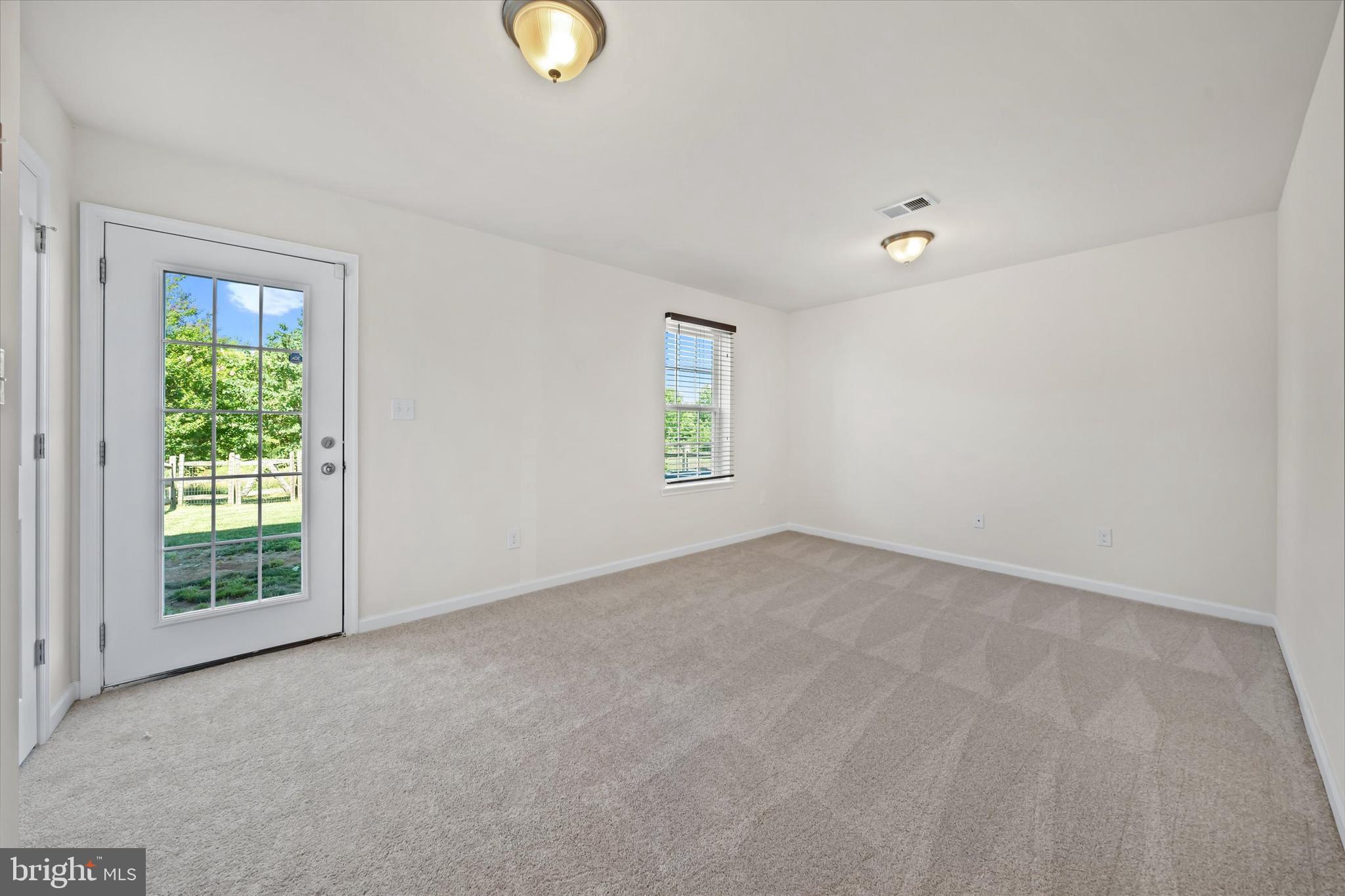 HYETTS CROSSING - Residential