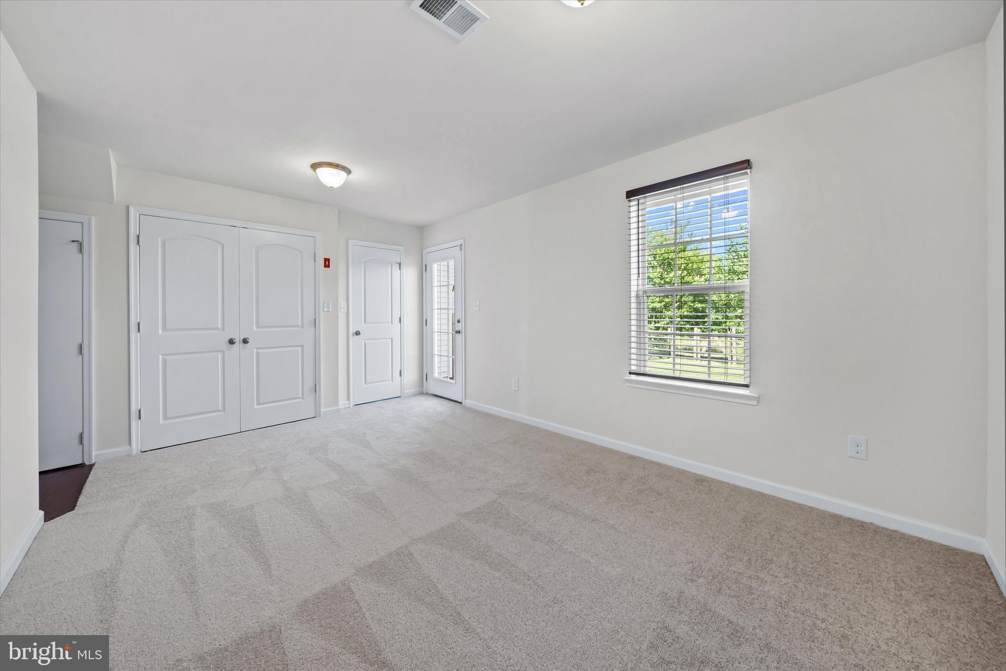 HYETTS CROSSING - Residential