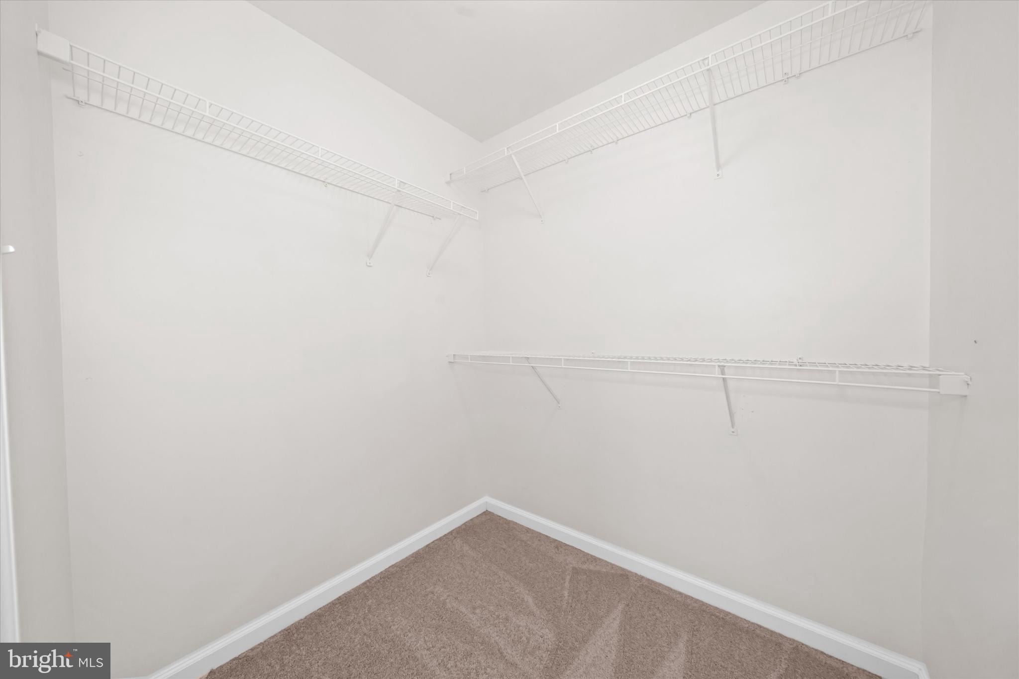 HYETTS CROSSING - Residential