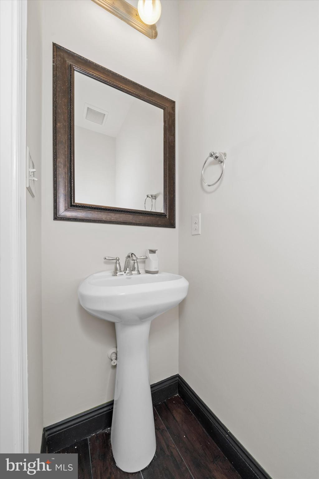 HYETTS CROSSING - Residential