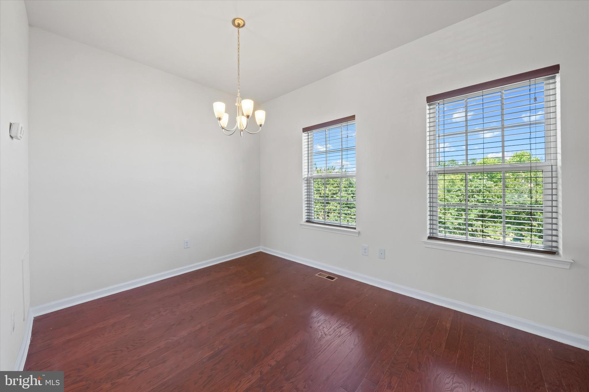 HYETTS CROSSING - Residential